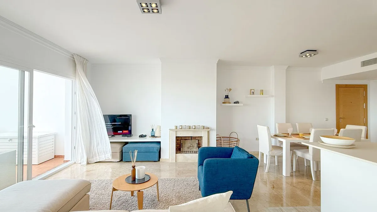 c1ed9eeb-c7b4-418d-8b79-1afd88b6a448