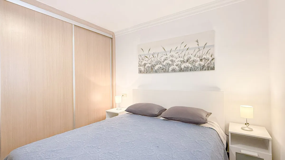 dc7e052c-3dfc-42e7-a1ed-72761072fdec