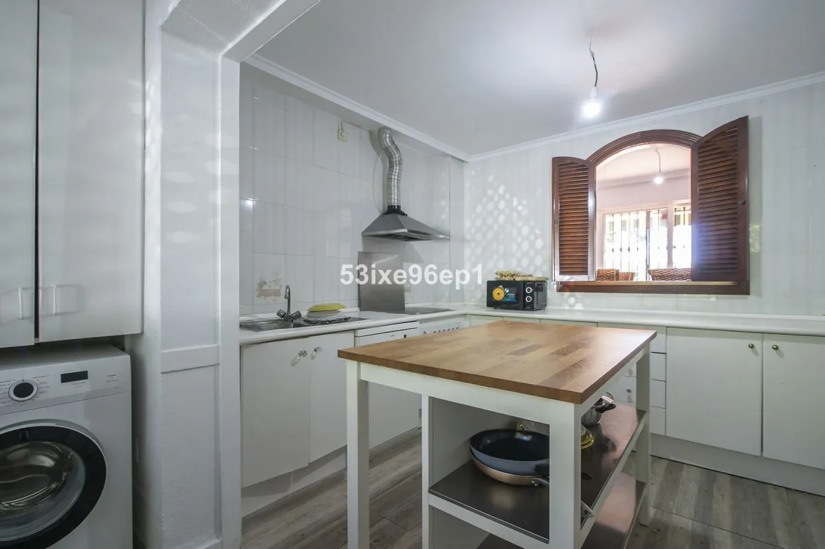 a8749177-7eb7-4a6c-88d2-33f5e6a408fa