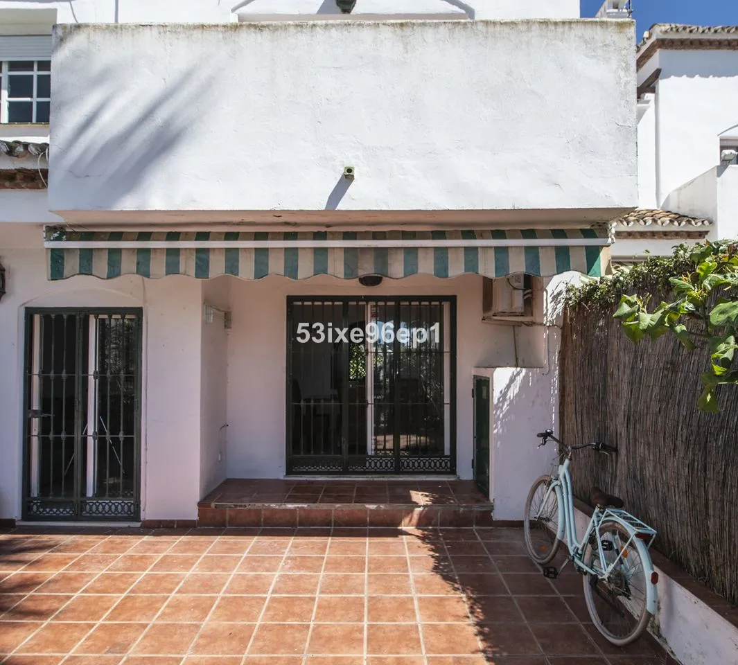 b3635d47-4a80-403e-a6be-a30da84fabef