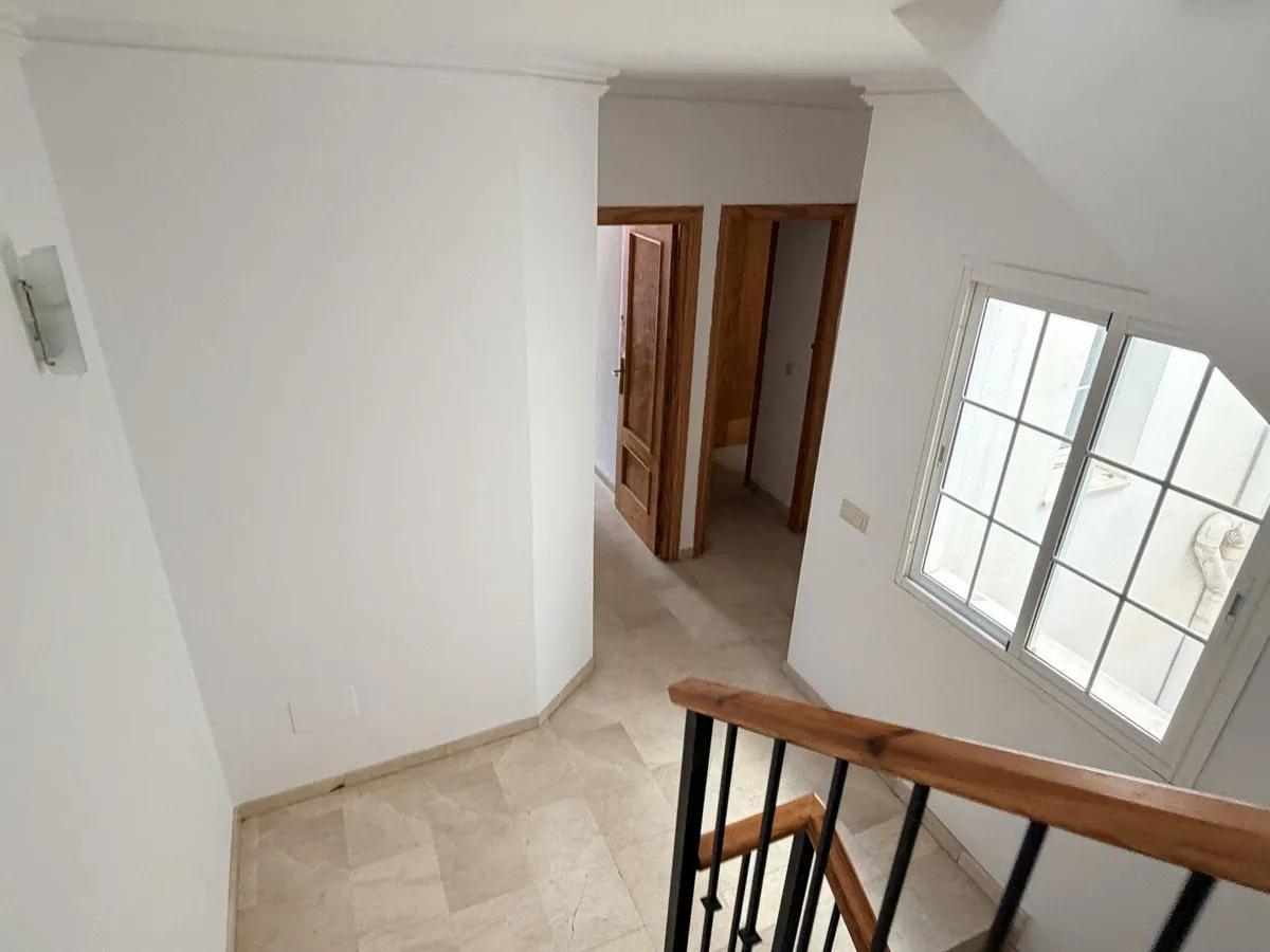 0af047e7-e422-4b69-b4f7-ccf0901b301c