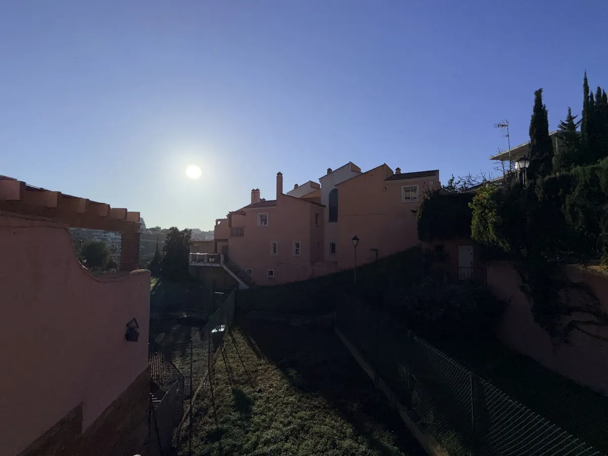 5cb79a92-e63a-4081-9b05-014bb0110f02