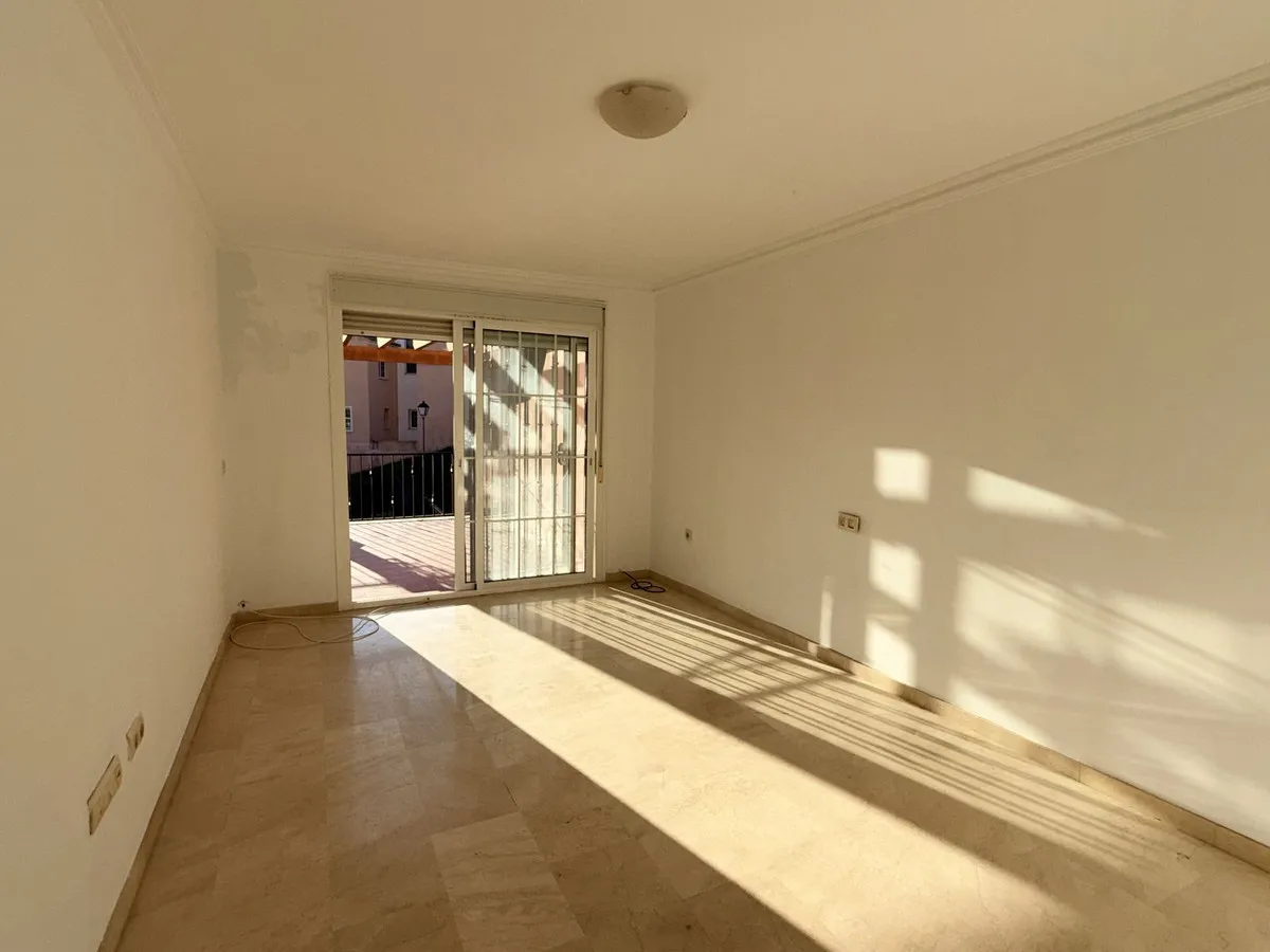 86ba9562-8940-437a-8fa7-487c070e5e2b