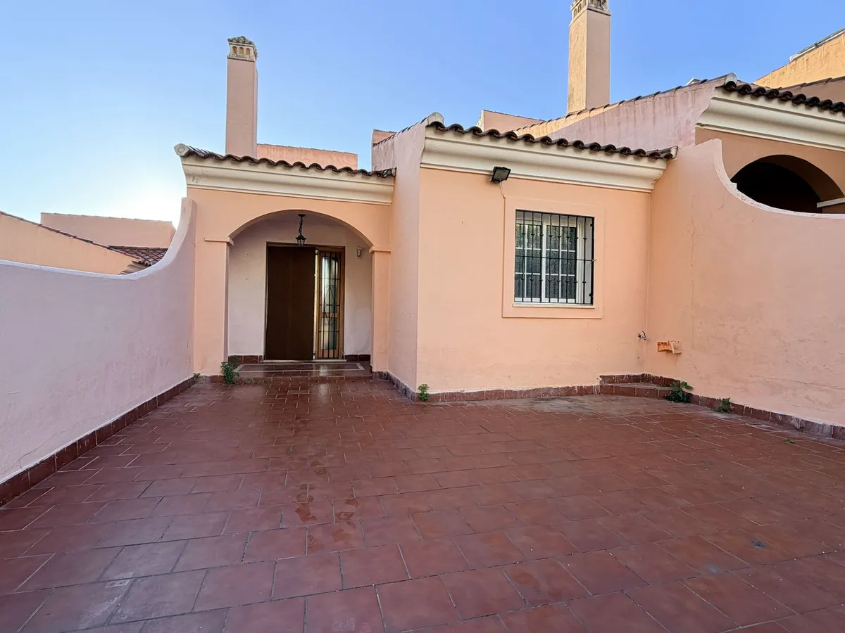 9e52b441-546c-48c6-b4bf-62d318ef0f39