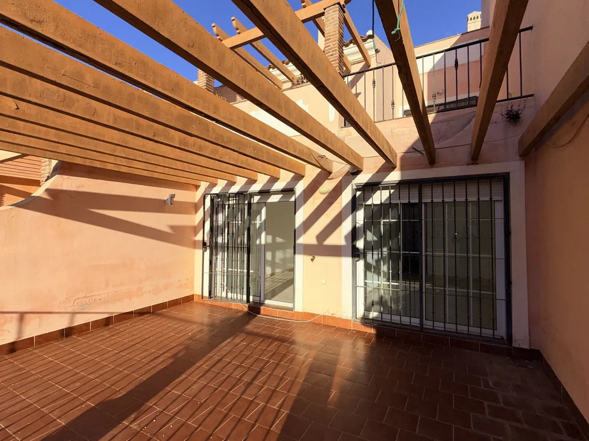 a7e844c1-879c-482c-857b-2817c3b32b73