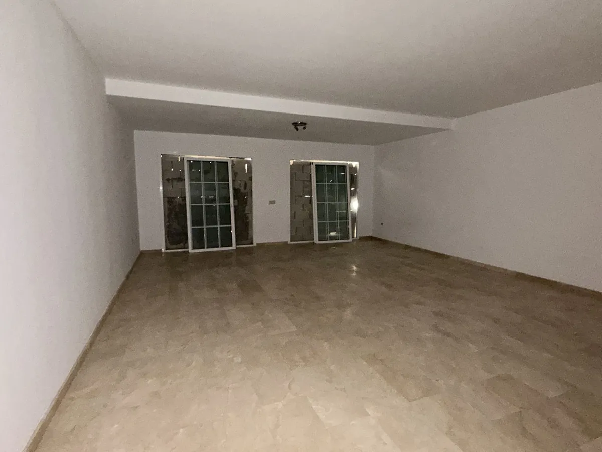 aae1f2c4-4dc5-4bce-a9b0-77c43431632a