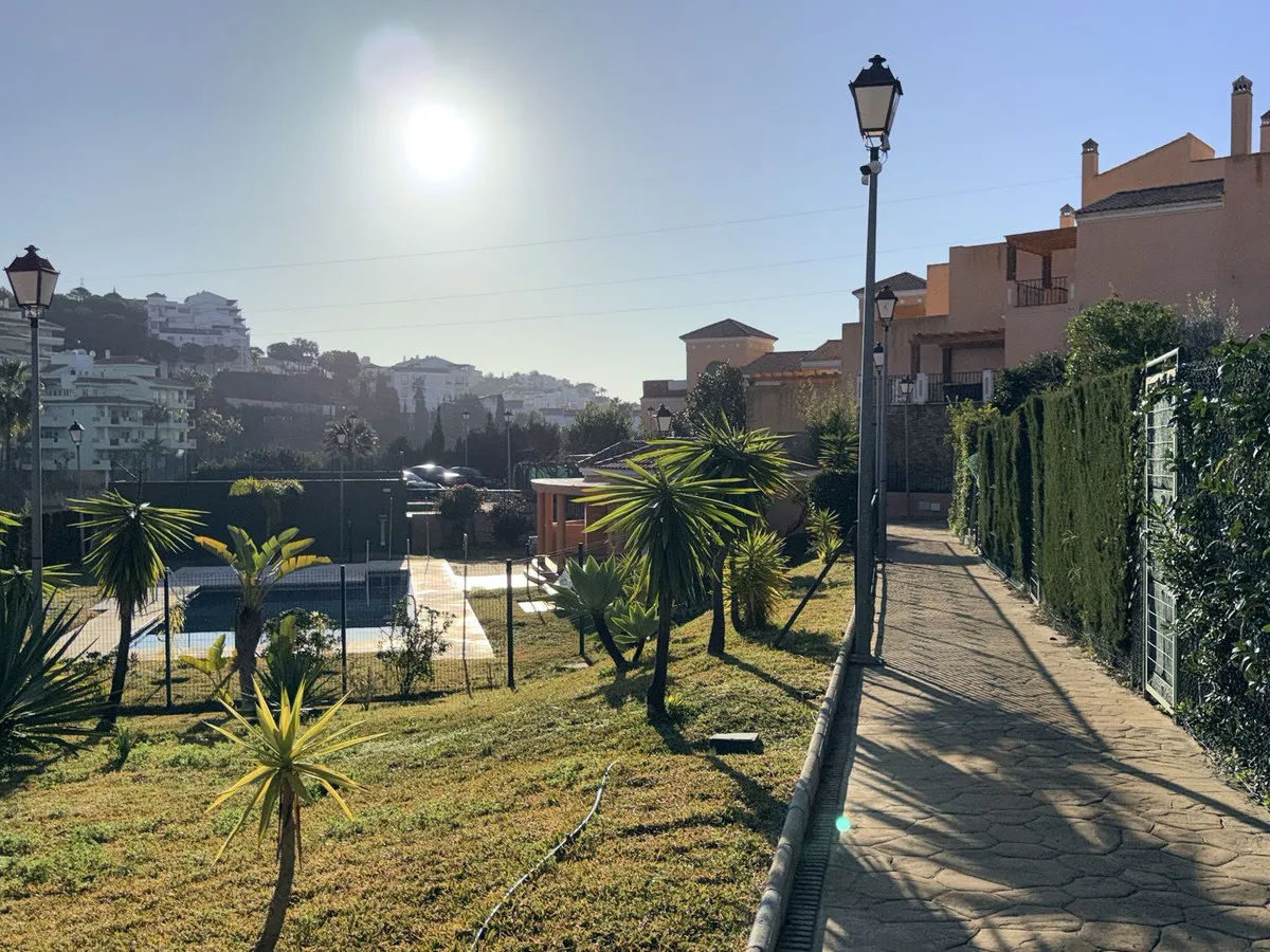 c5cb1376-de3d-46f8-b7a0-153c97b7f9ae