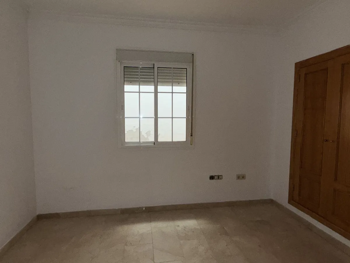 df9edfb5-29dd-4d95-abcd-dc1afccb9342