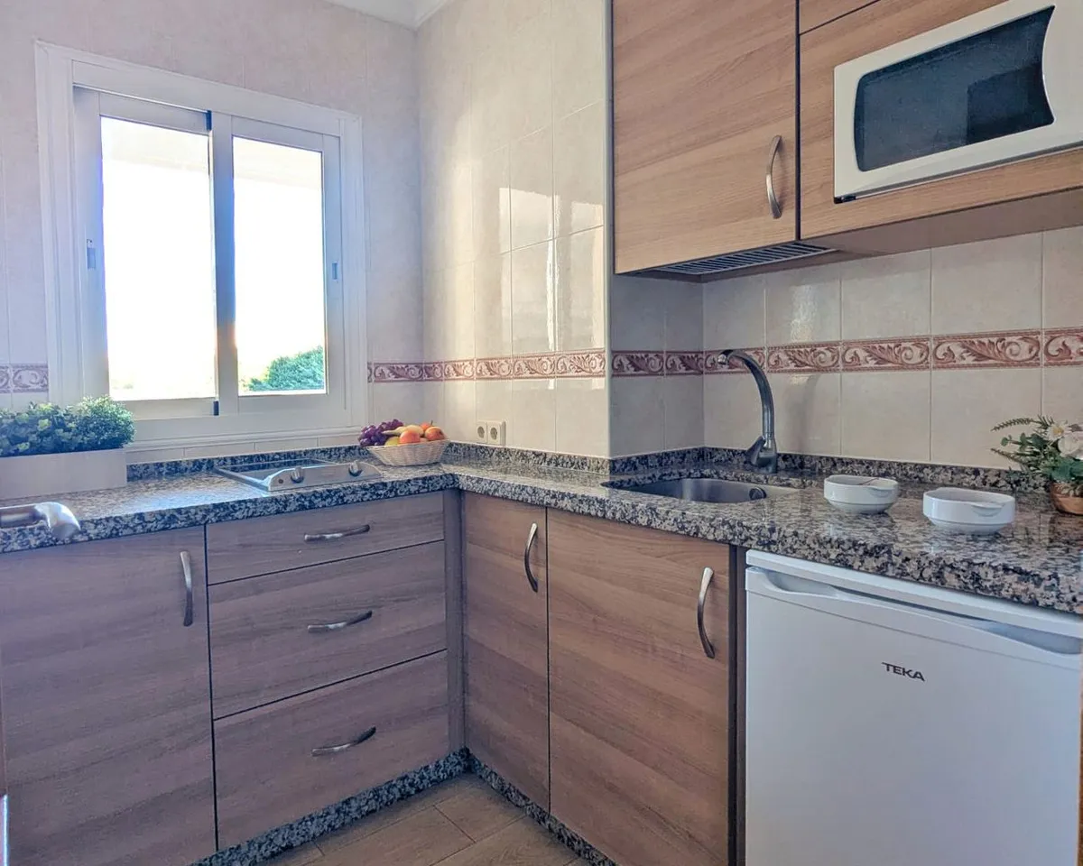 61ef80a6-09fc-4d47-9dee-bf41133824f4