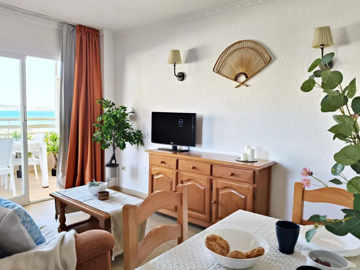 6c4b2393-4405-481d-8231-dc1774efa800