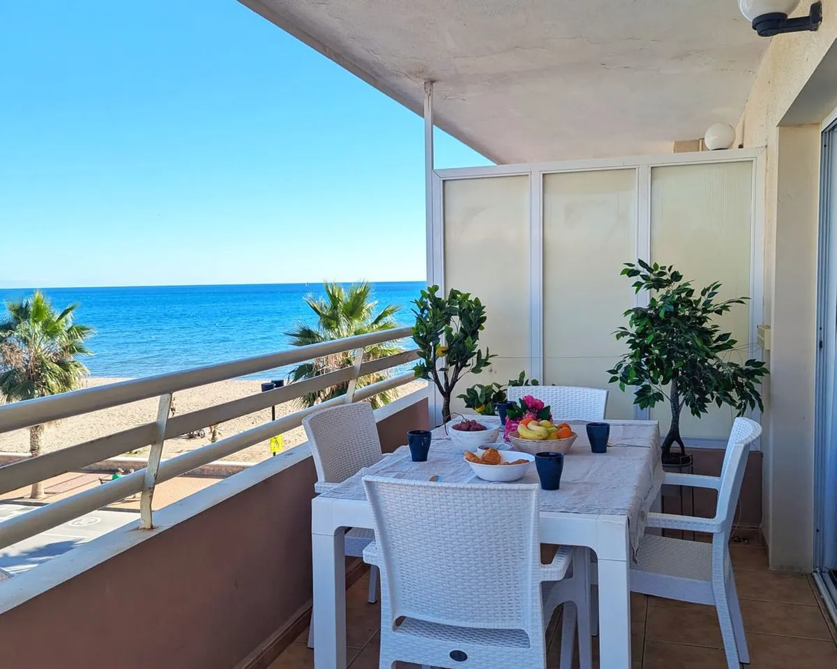 a05ca33f-f1c3-4bfd-a5f1-3acd11788d6f