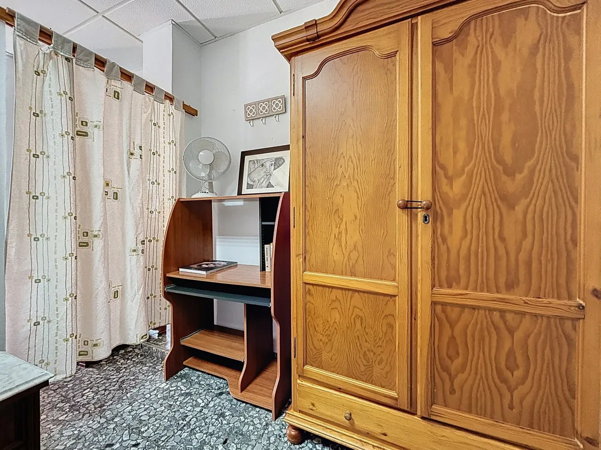 5b26ac63-5f6c-4e64-9a4e-e983a12ee4cf