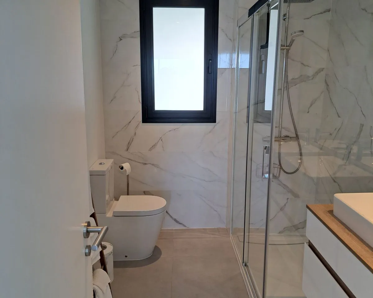 0ff1bfdc-8b27-4a65-8344-86693601a732