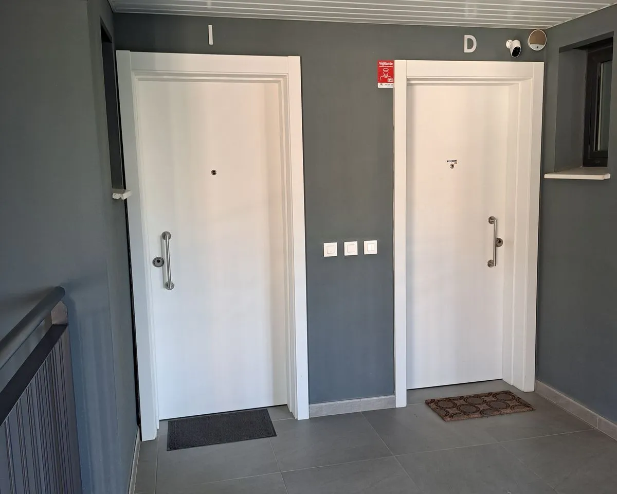 1acd926f-b871-43a8-a962-b690c3337835