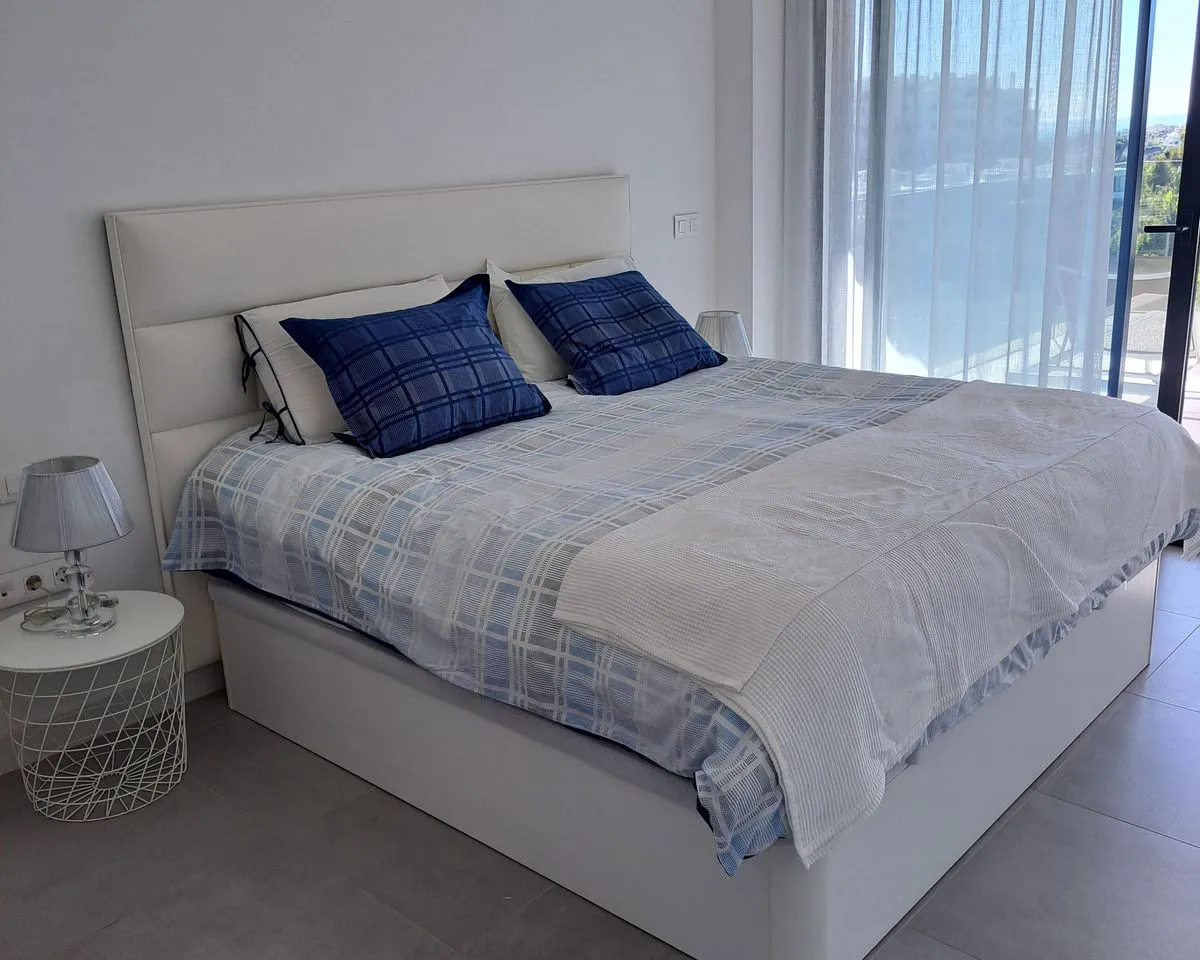 37491d6c-3e85-4428-9c40-7dd69e6f4448