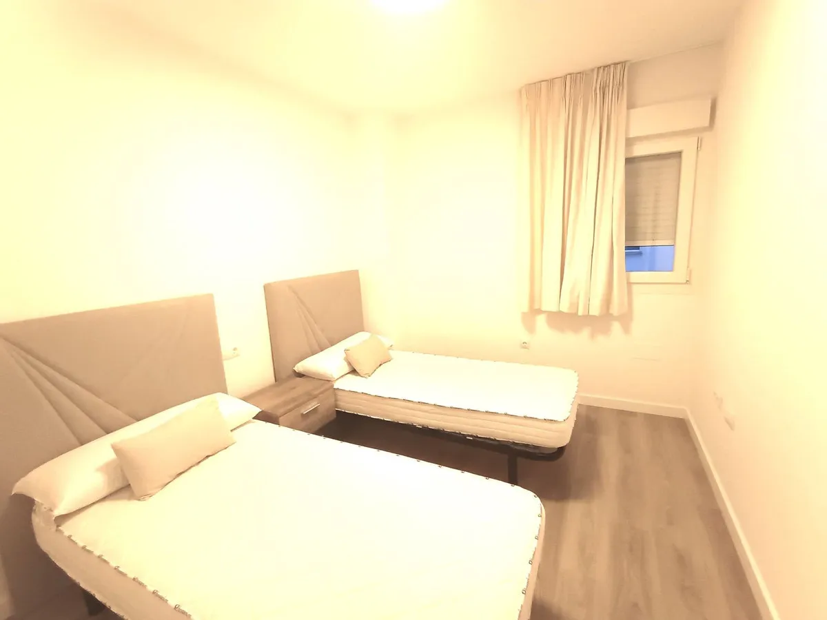 15ffaaa5-a0a2-4bb0-b580-eb2e26f1f181