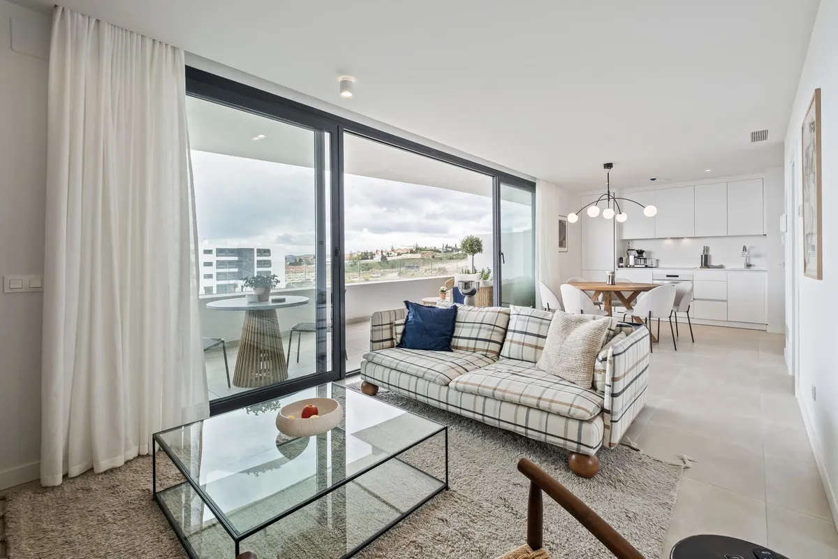 07be063e-9dfa-49d7-80d8-65ba3415c6d2