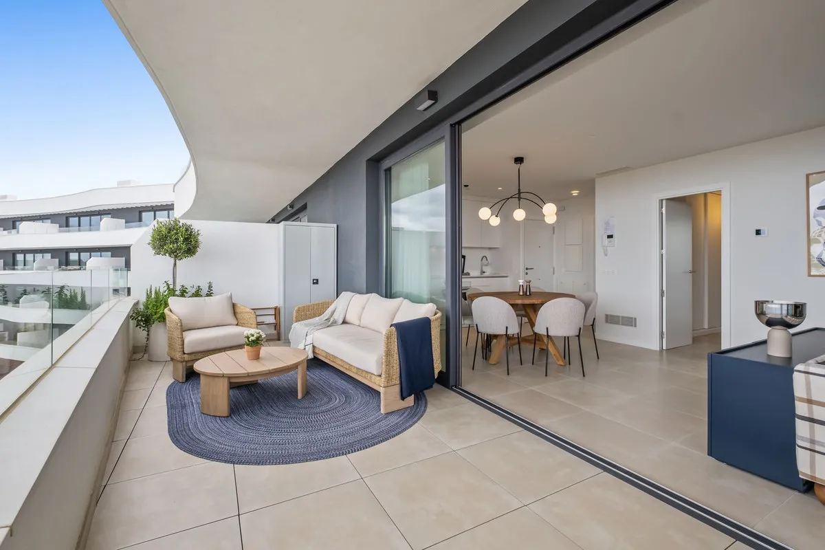 0eeb95e8-9756-47be-9151-e7b404648030