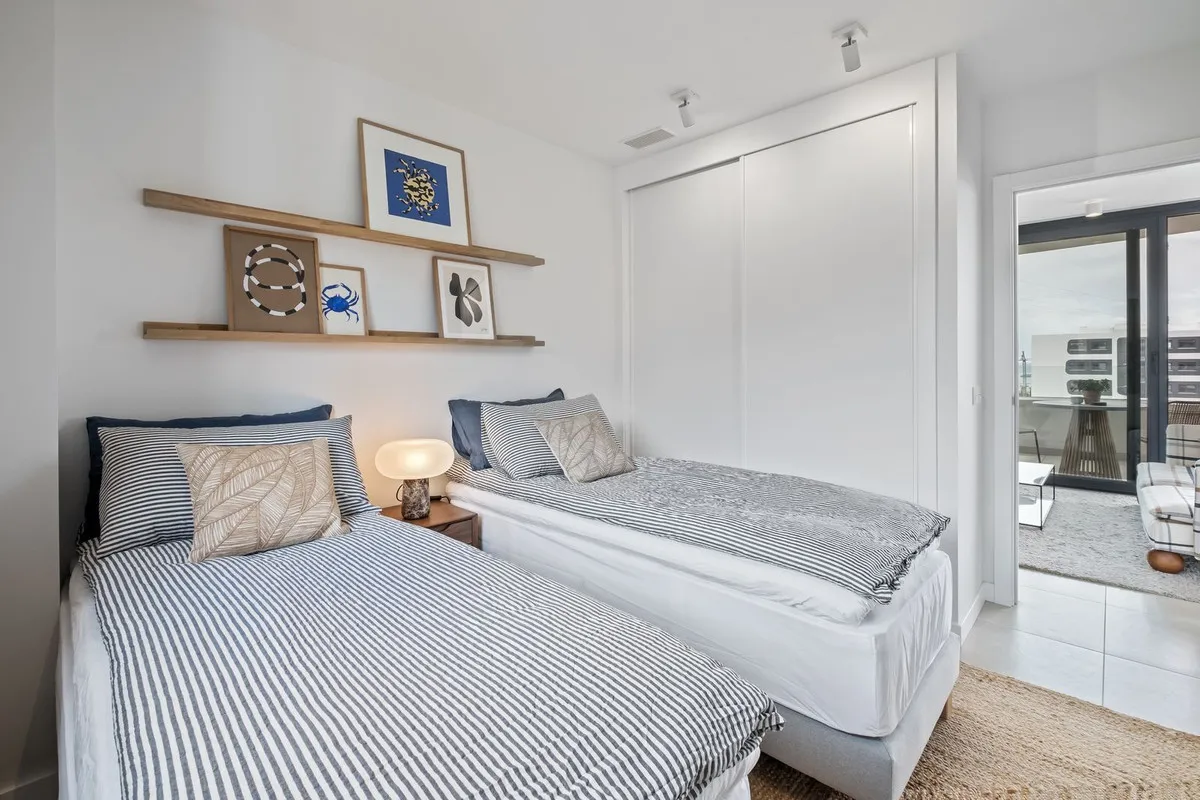 1024b0a1-ff59-4601-ad65-9a63b1a6b30e