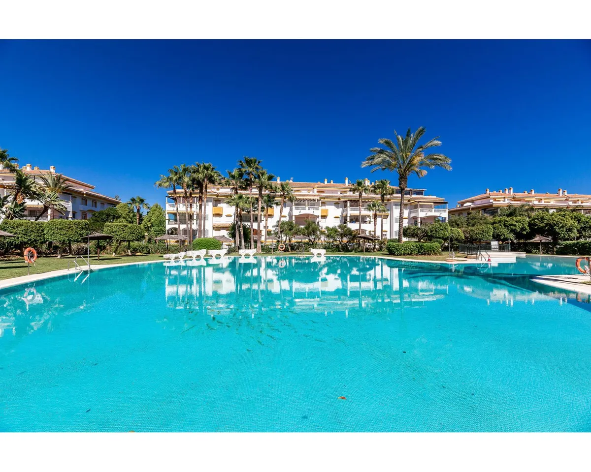 0270af8d-086d-4e41-ac75-80cd690901b5