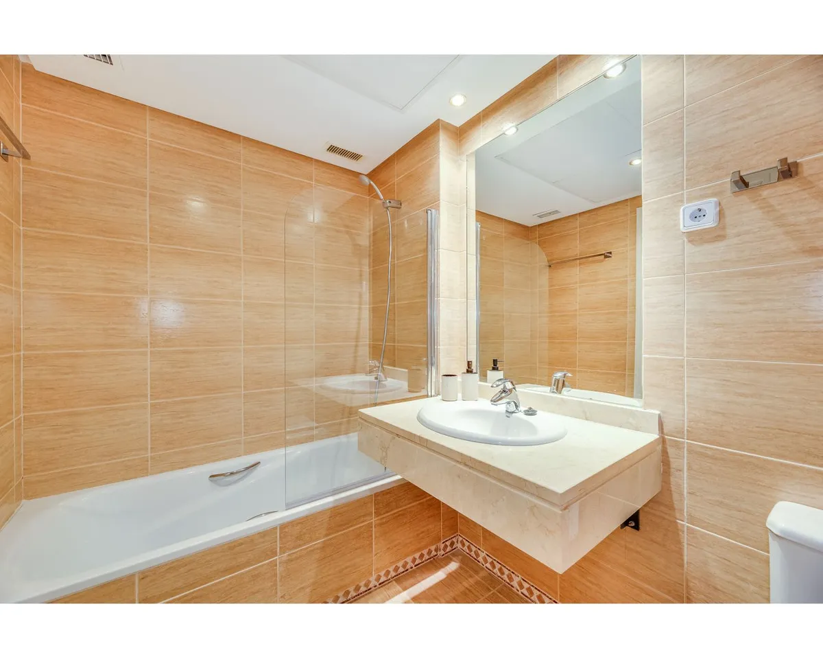 ed9021d4-48d1-4c00-b8a4-f977f82343aa