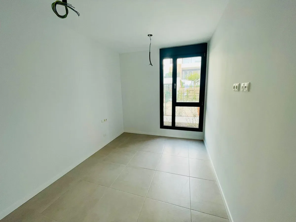 5aaf742c-119a-4951-be7e-9c3d77cc5186