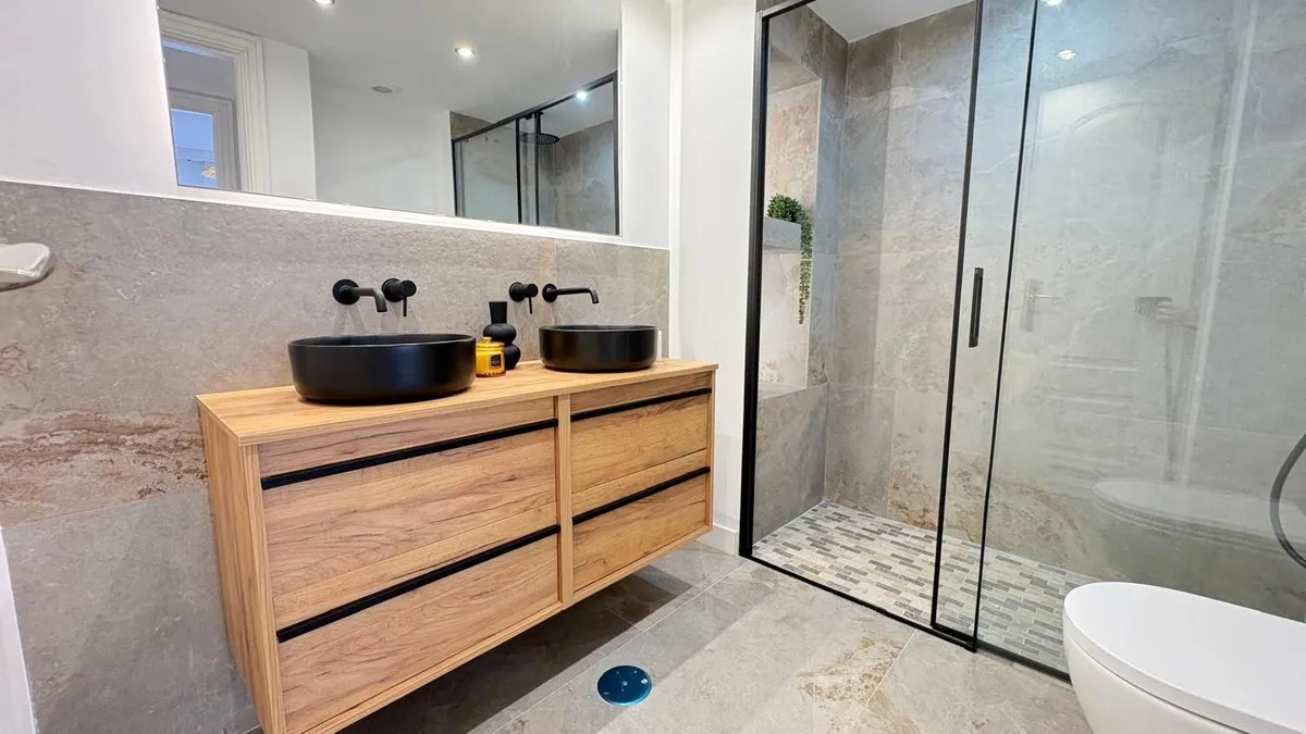 5e1280d8-c4f3-431a-ae1b-79c835c18756