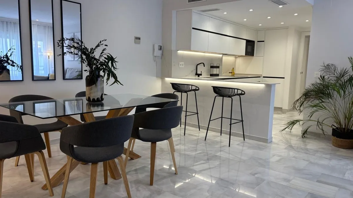 6d670d42-9fd3-4b07-83a3-3ed30c3b6b5d