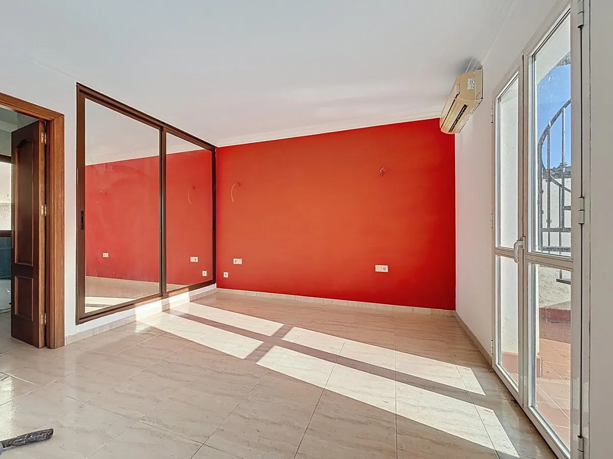 0858bdac-7d0b-41e1-acb1-cb169ce94f8c