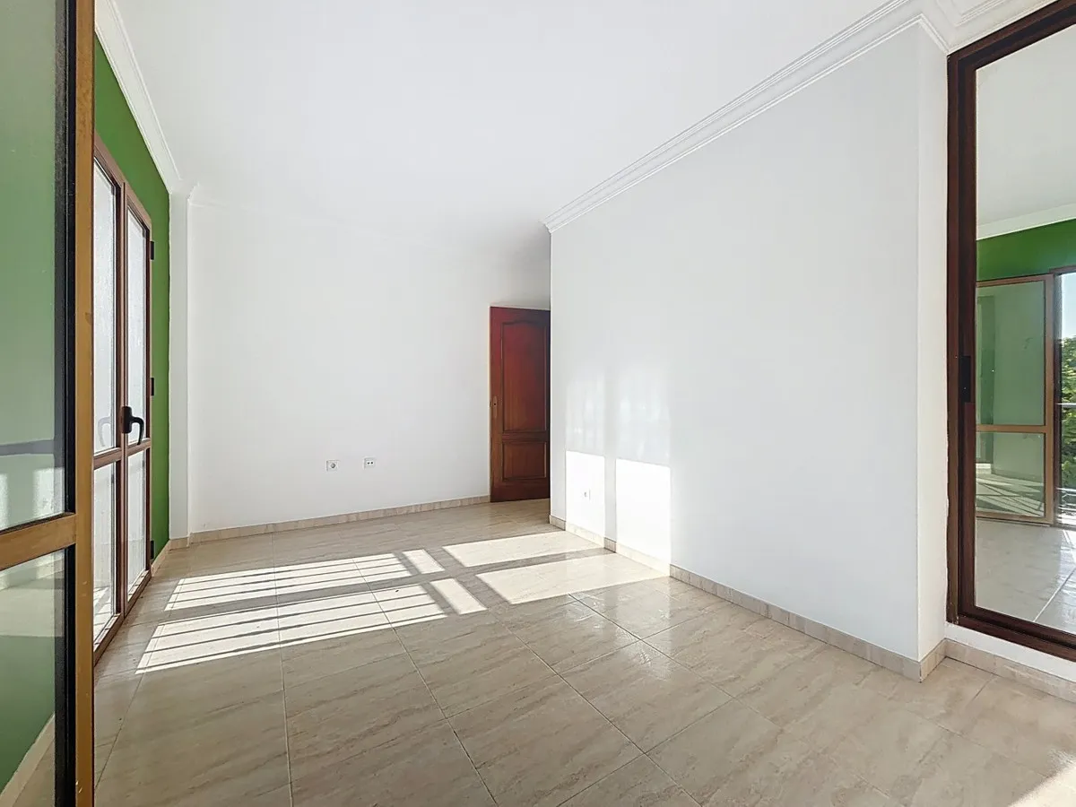 0f1f27d3-8424-49a2-a208-6a0d4723436f