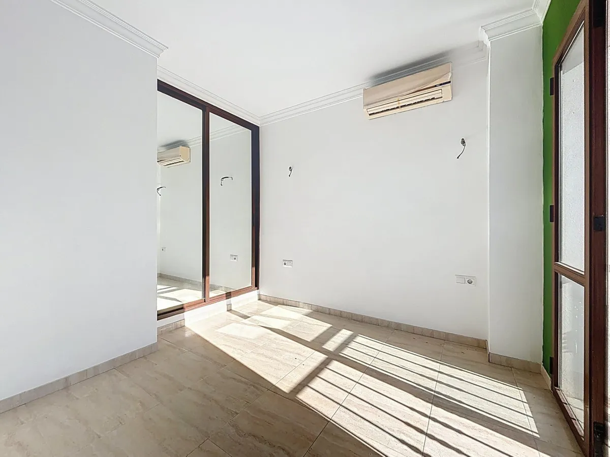 12b186c6-5e1c-41a1-8754-6197cb9cef5d