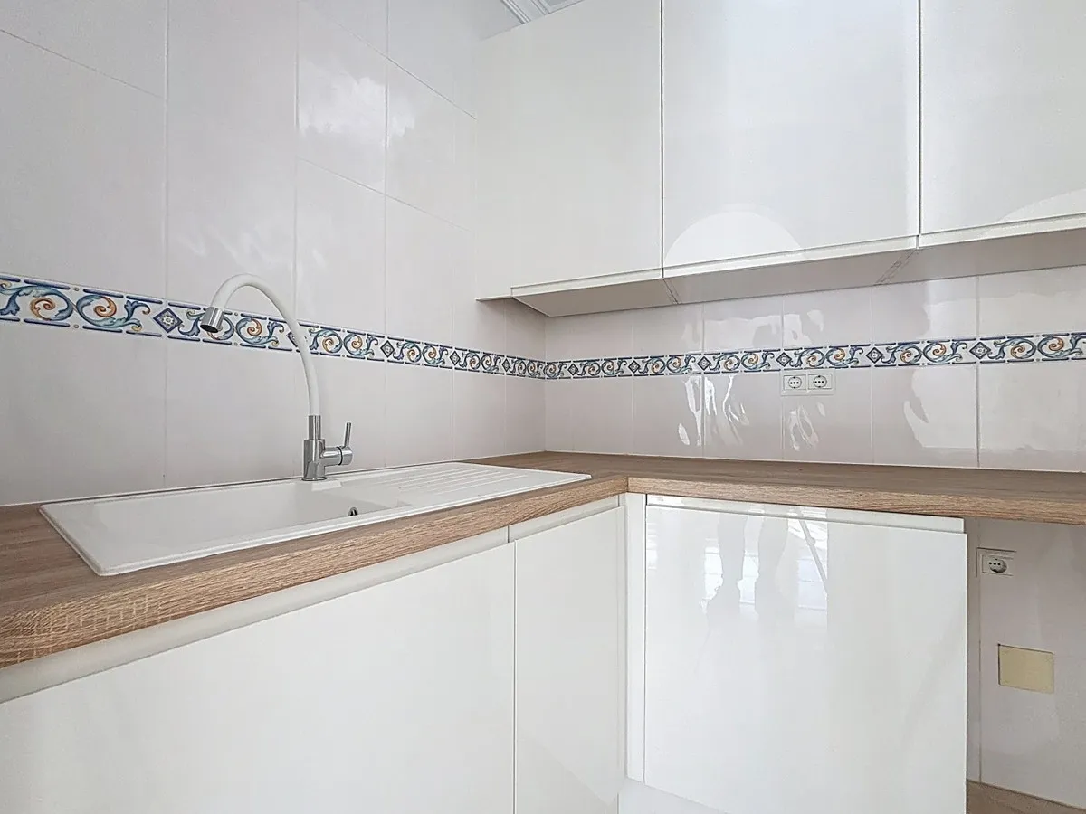 be7f12f8-c4e0-4fc5-bf27-b235e950eacd