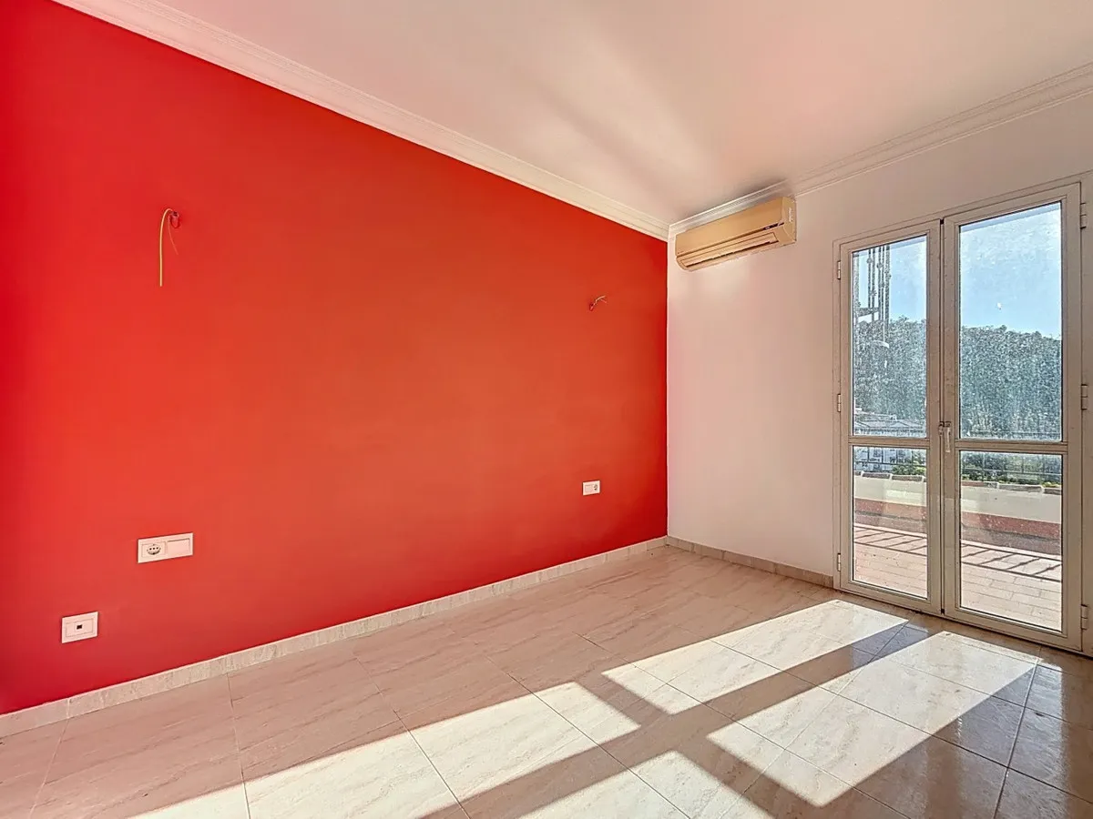 f9835f2b-e71d-4094-893d-42106c1eefae