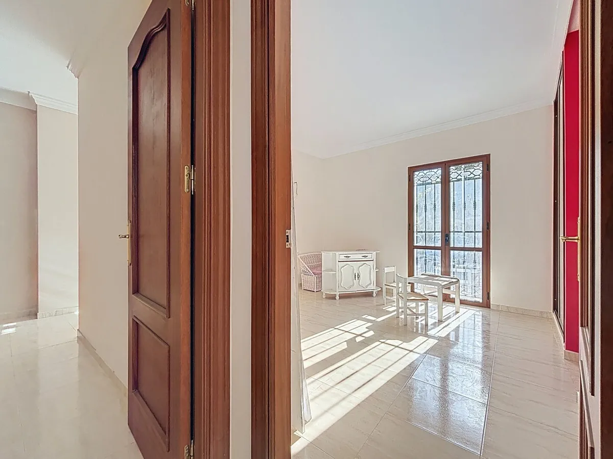 fdeedab3-9ee6-4244-a2ef-568870ef7467