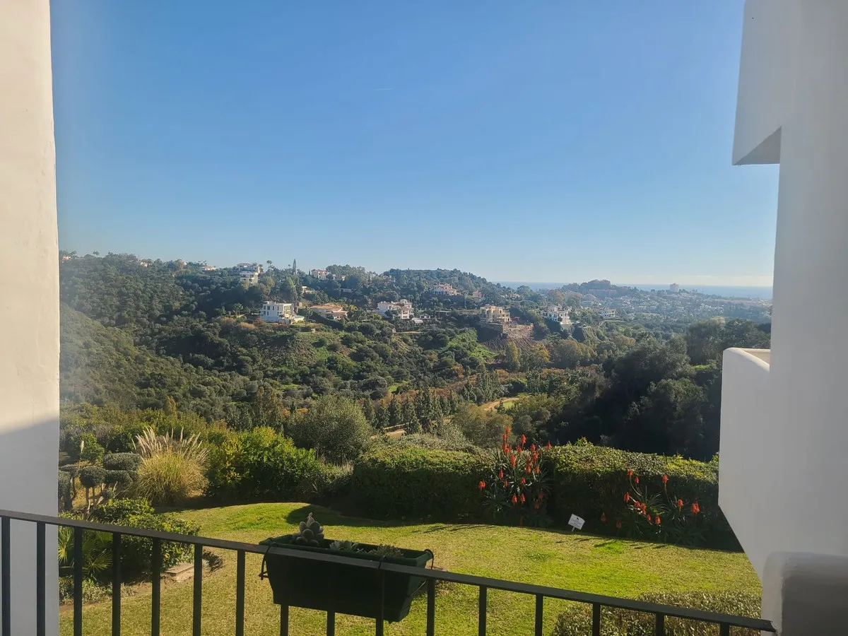 790528c8-a4d3-42c2-b29a-932cb666799e