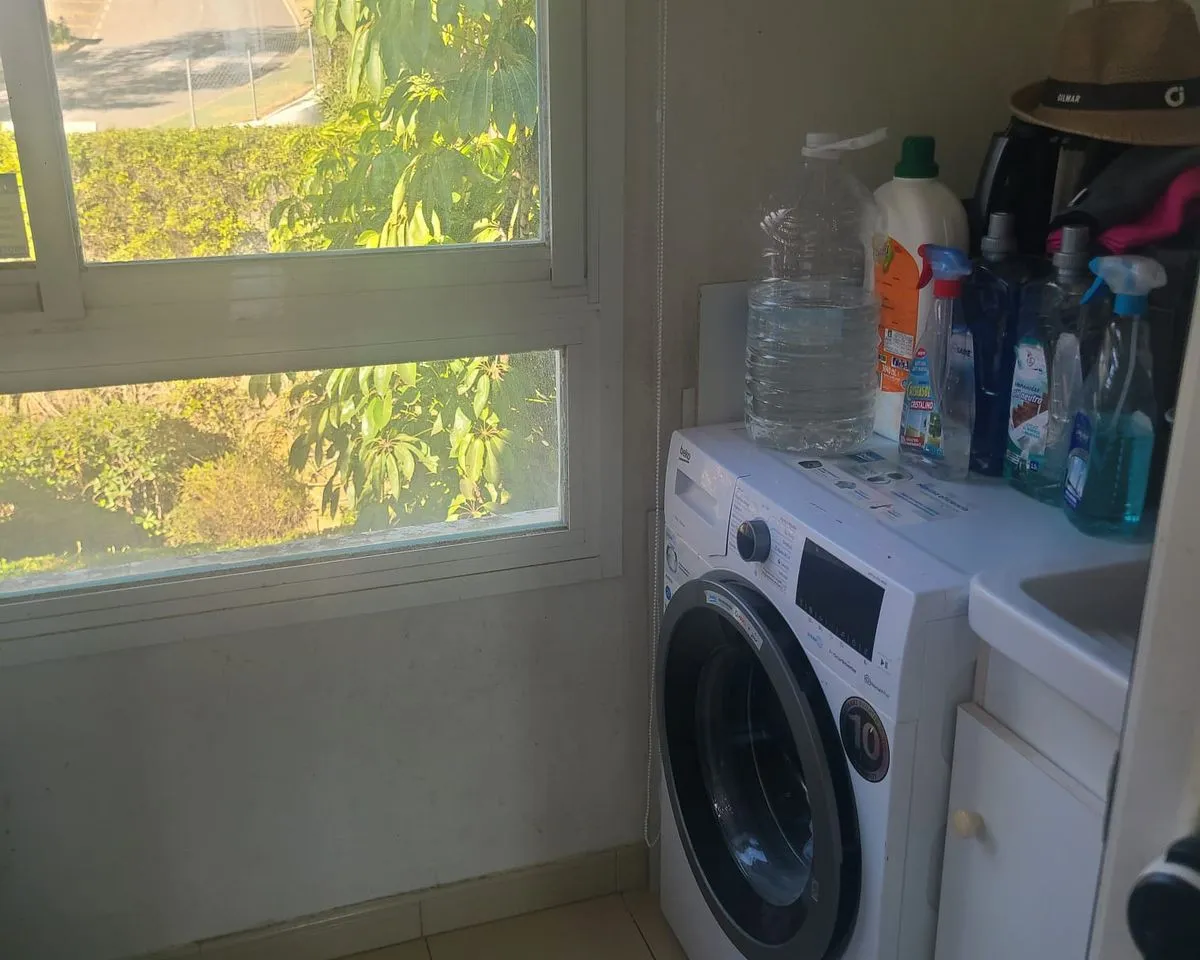 c2e52261-754d-4307-8624-5d0521f68268