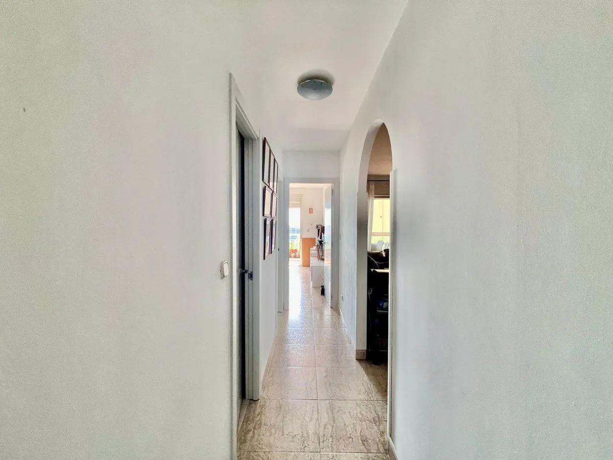 0d99f50c-ba12-46a3-a226-faf4fd7721f0