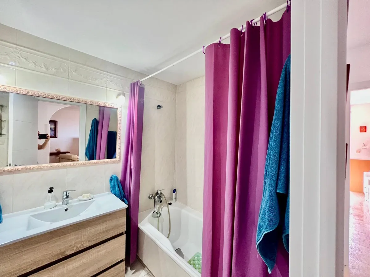 428a7f4b-570e-4279-9b0c-c47071d35cb1