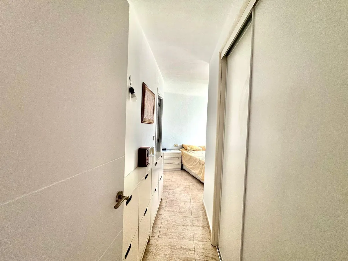 da77d468-a7f1-42a2-aee1-0957071a678b