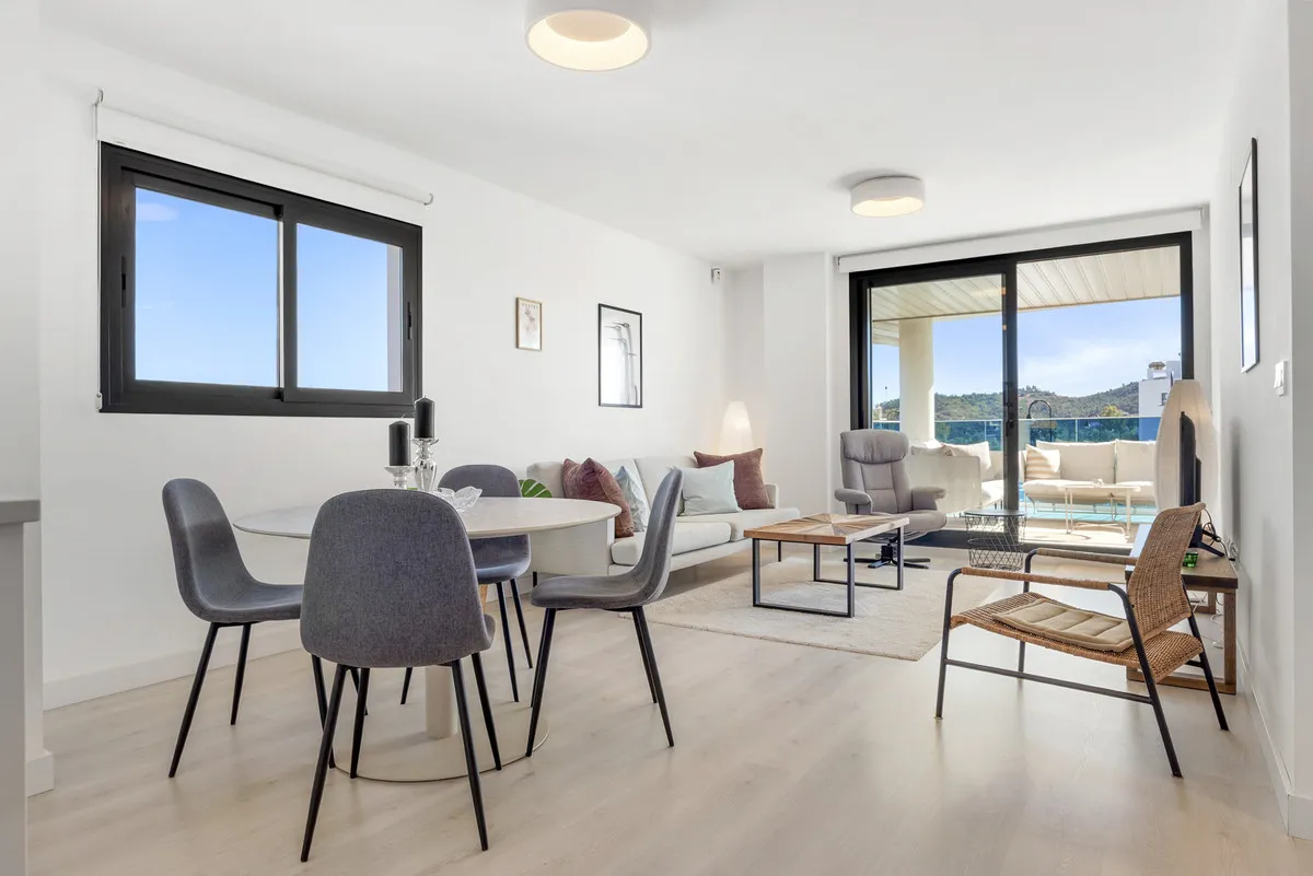 34ca17ab-f109-459d-9df8-7118966ff842