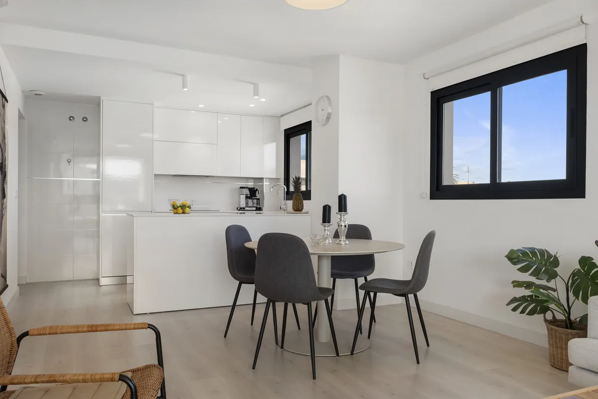 711829e8-cbe1-42eb-b2f7-feab8fecf878