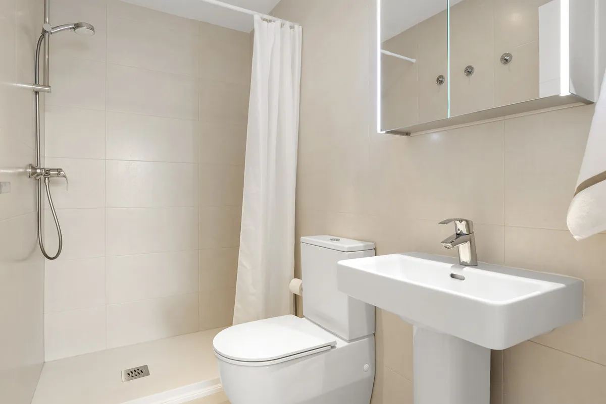 8f853e40-89cf-40eb-901f-b935b93205e2