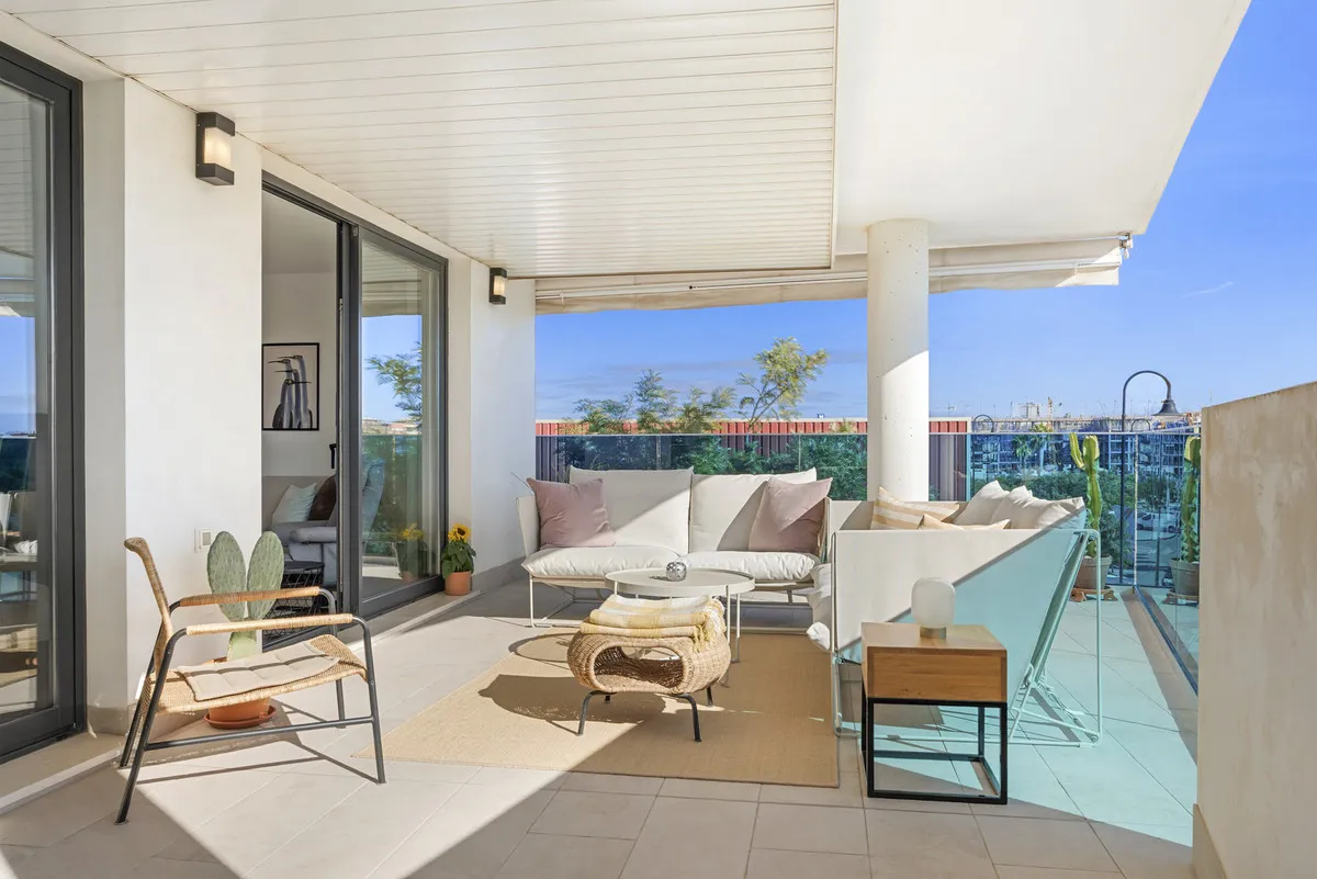 fe991ef1-3cdc-477f-a441-24891ff63f08