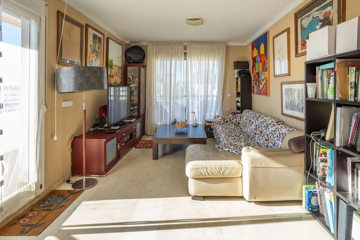 1384fb3c-9a8e-480d-a0c7-5a3e20884ff1