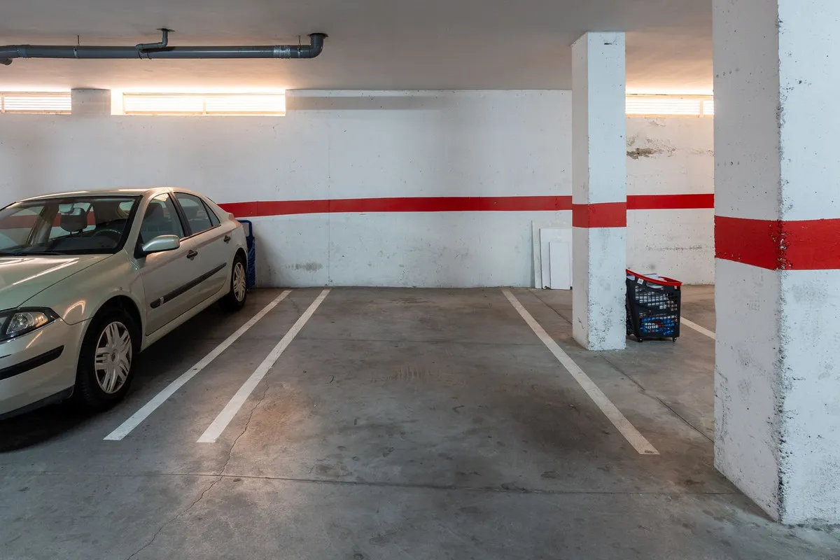 5b5d27e2-76a3-4979-b9dc-28912748f58d