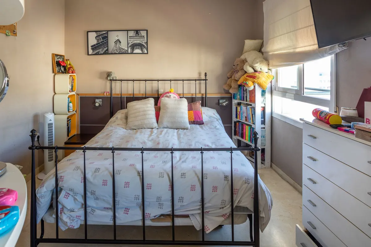 dc885827-a12a-450c-b7be-3687959d7f3d