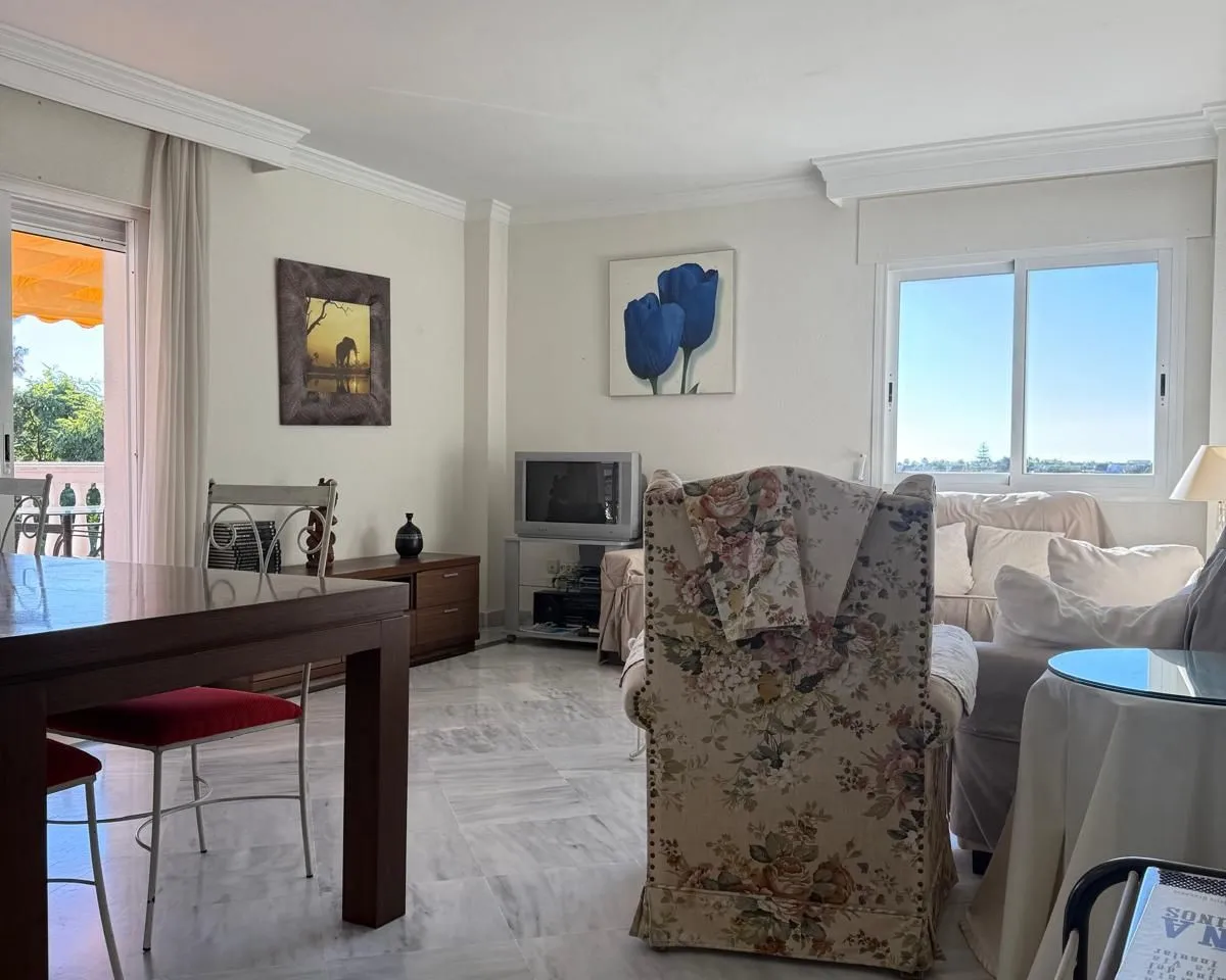 4cda0b1f-695f-485e-8635-0d8b0c02f3f8