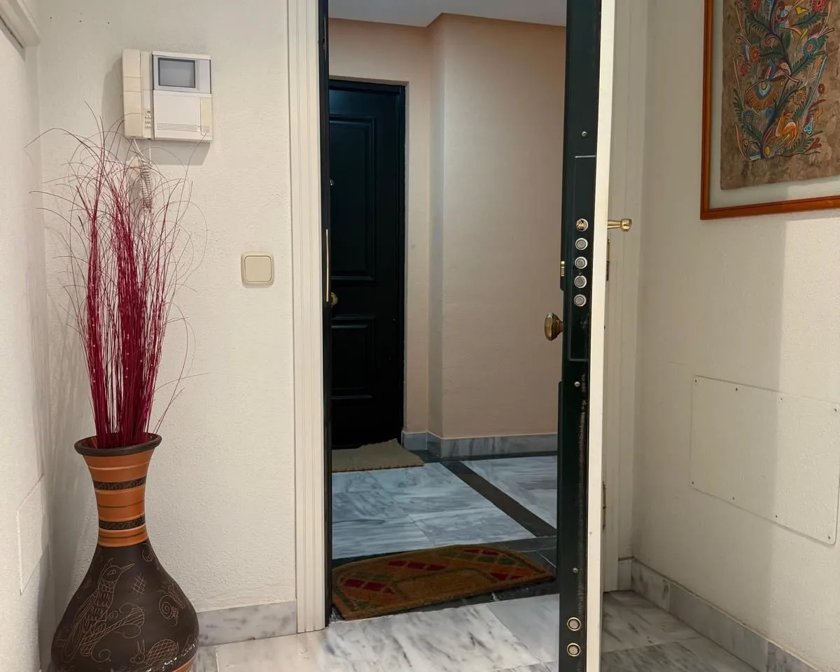 6123c79f-835a-48b4-8c80-51896322358e