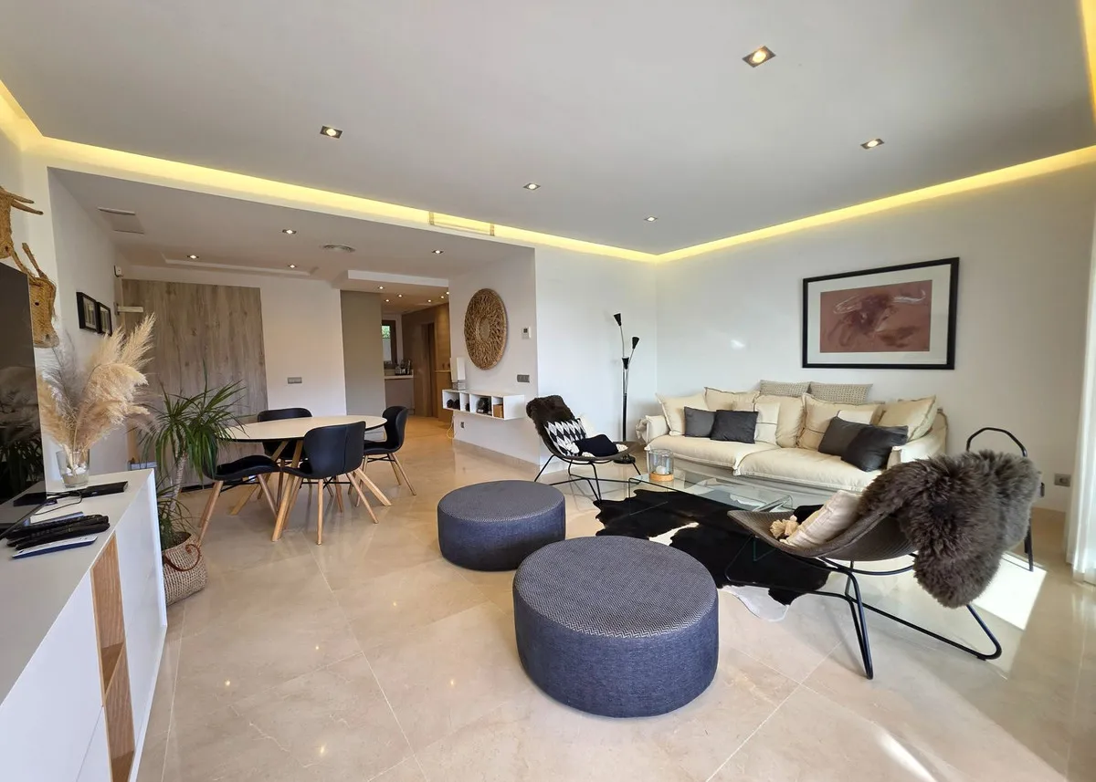 89ee87f0-f1ad-4074-9cf9-a338a3be06c0