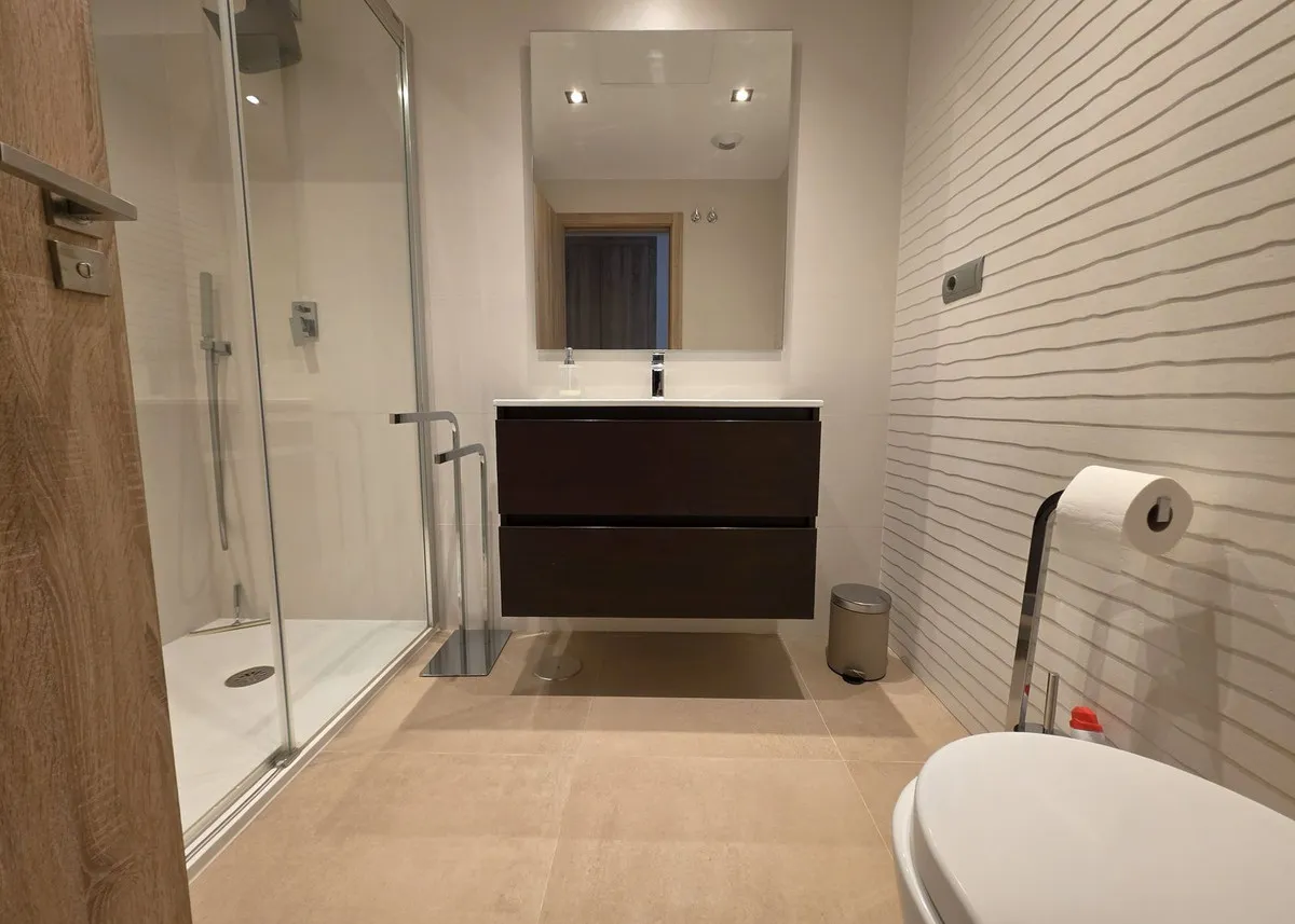 e56e2811-d7e9-4a7c-916d-66a1ab1404c3